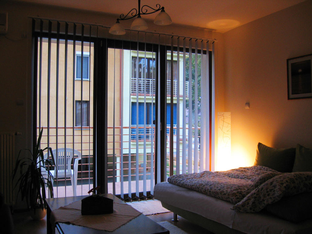 Mandarin Wellness Apartman Siófok Zimmer foto